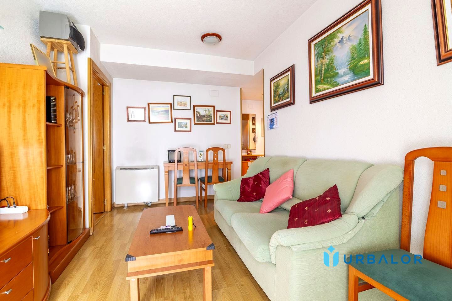 Sala de estar de Planta baja en venta en Alcorcón con Aire acondicionado y Piscina comunitaria