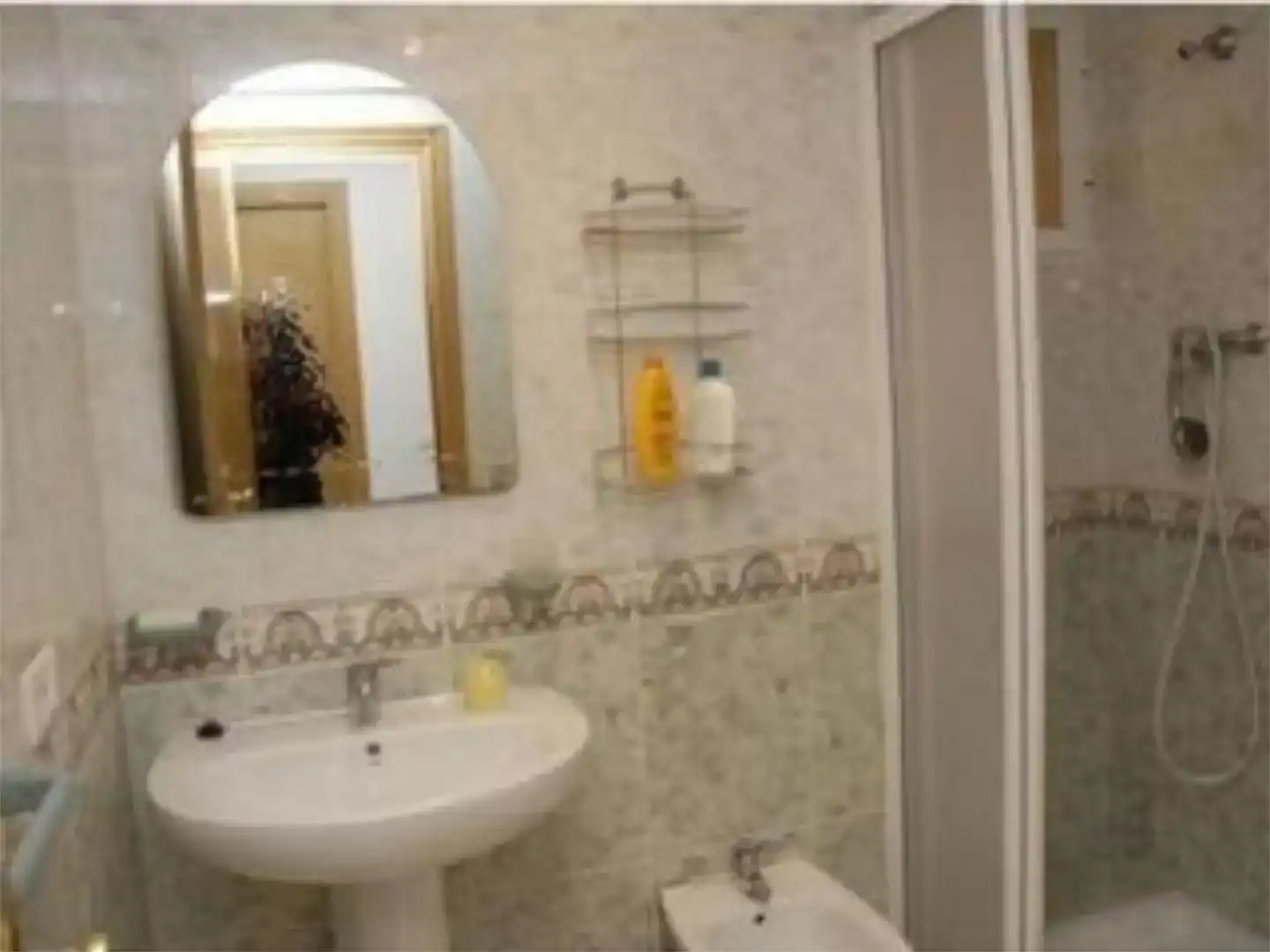 Badezimmer von Wohnungen zur Miete in Oropesa del Mar / Orpesa mit Klimaanlage, Schwimmbad und Balkon
