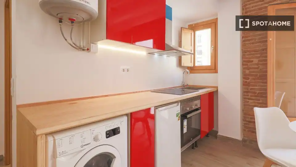 Piso de alquiler en El Raval