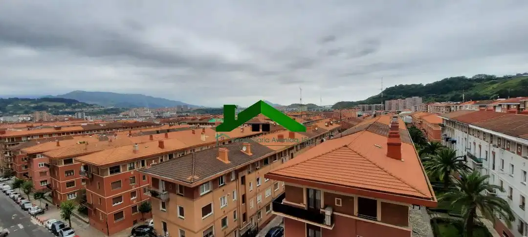 Flat for rent in Aita Patxi Plaza, Ibarrekolanda