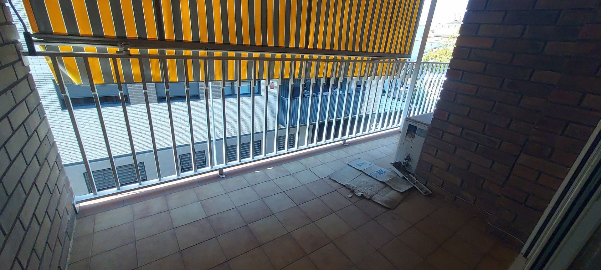 Terrassa de Pis en venda en Barberà del Vallès amb Terrassa i Traster