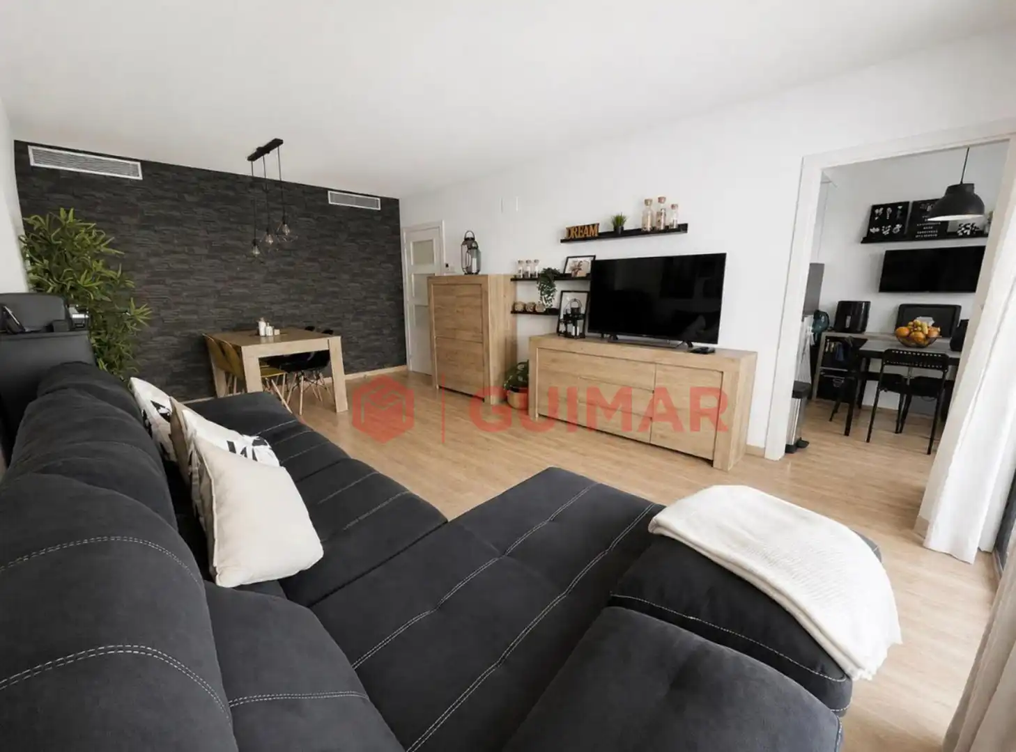 Living room of Flat for sale in Sant Just Desvern  with Air Conditioner, Heating and Private garden