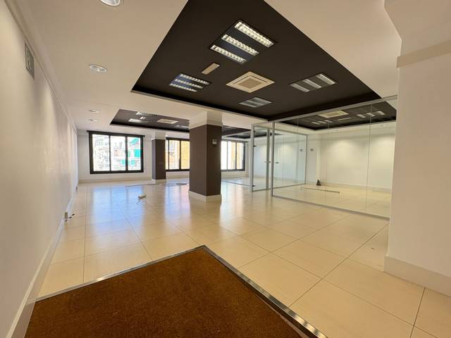 Oficina en Alquiler en madrid en La Maternitat i Sant Ramon