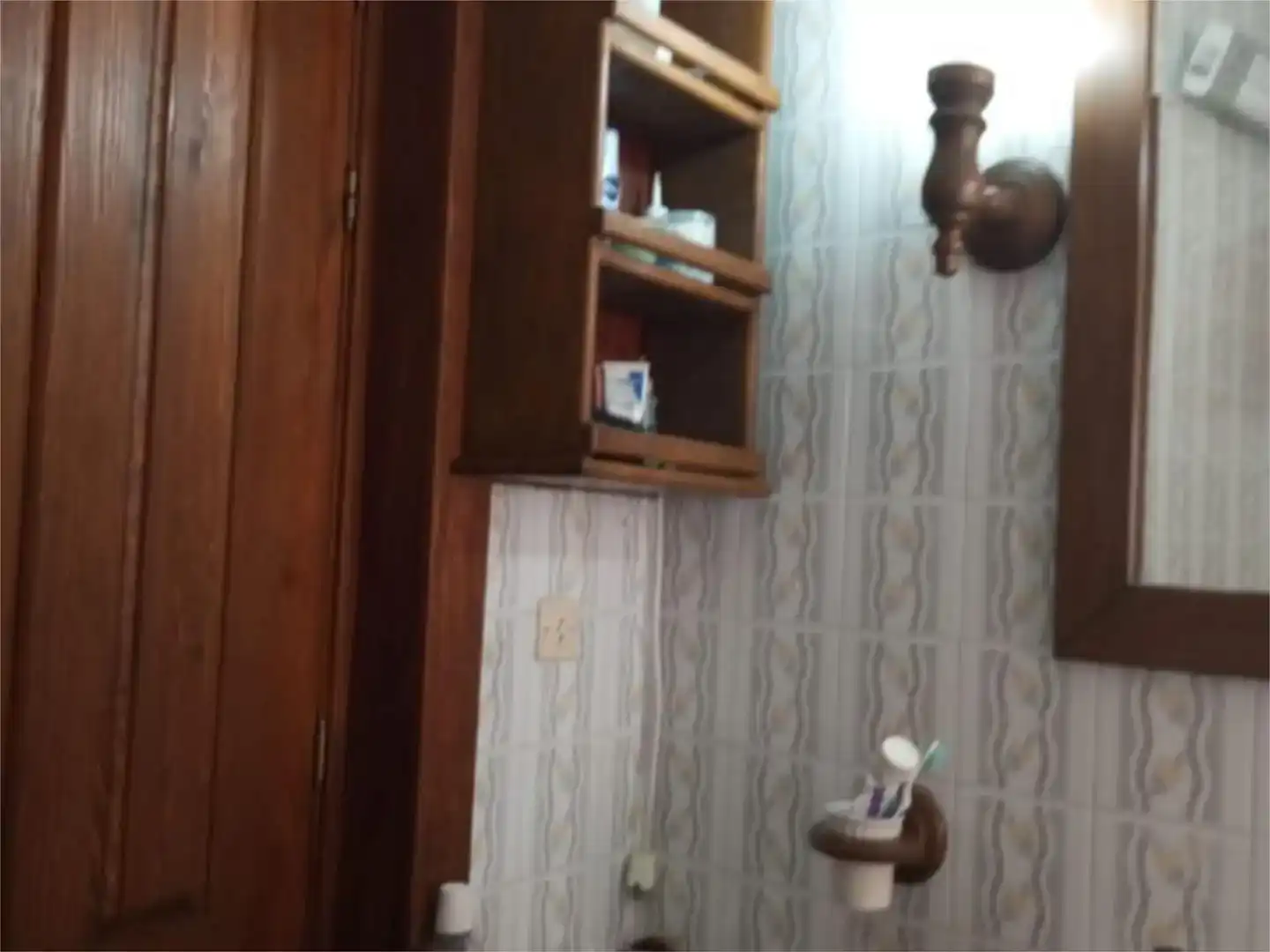 Bany de Casa adosada en venda en Cubillas de Santa Marta amb Jardí privat, Traster i Moblat