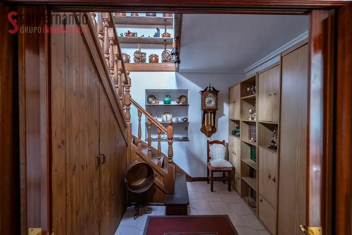 Haus oder Chalet zum Verkauf in Torrelavega  mit Heizung, Privatgarten und Terrasse