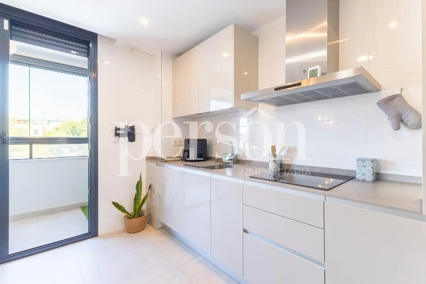 Cocina de Ático en venta en Torrent con Aire acondicionado, Terraza y Trastero