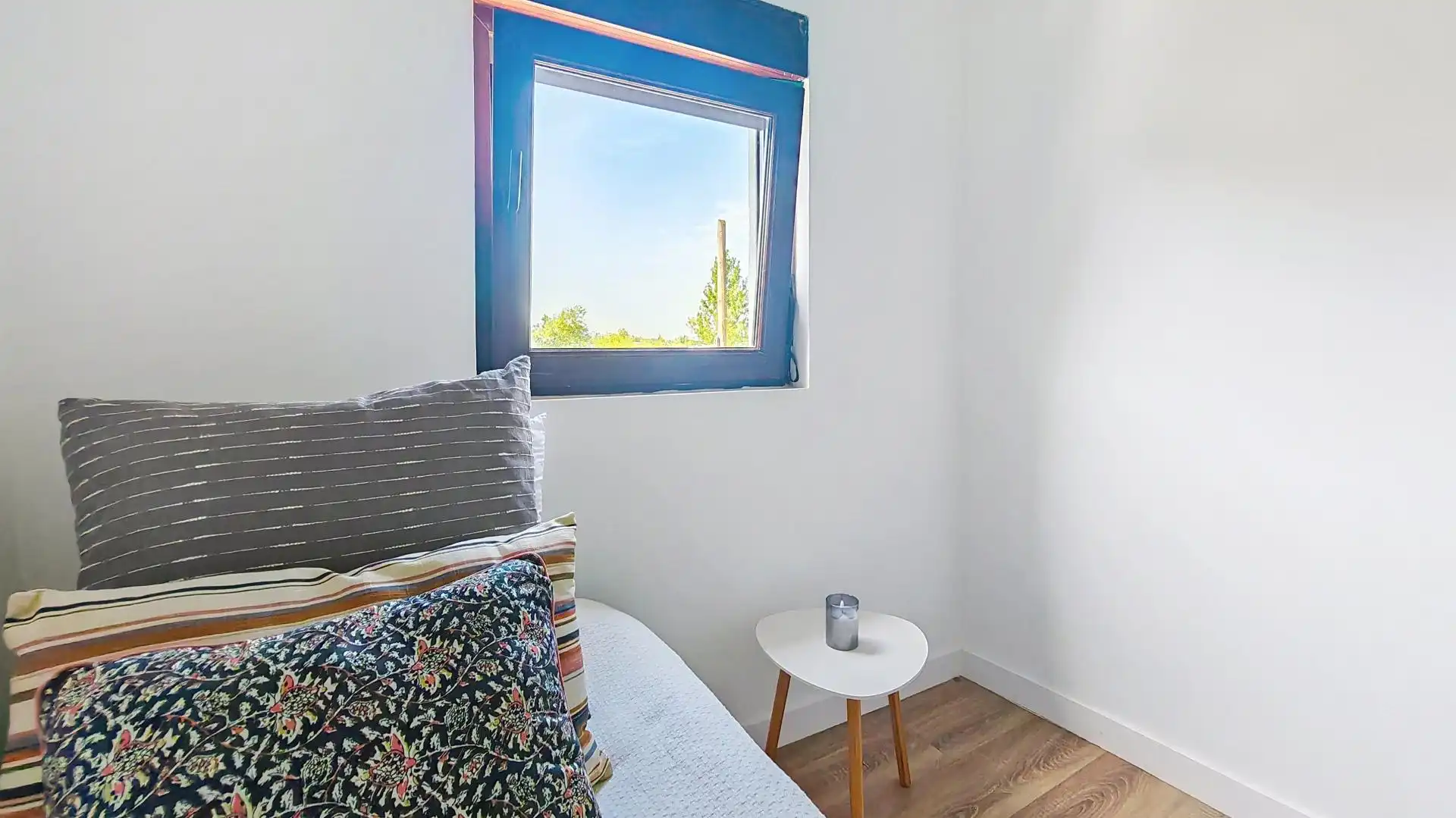 Habitación de Casa adosada en venta en Oviedo 