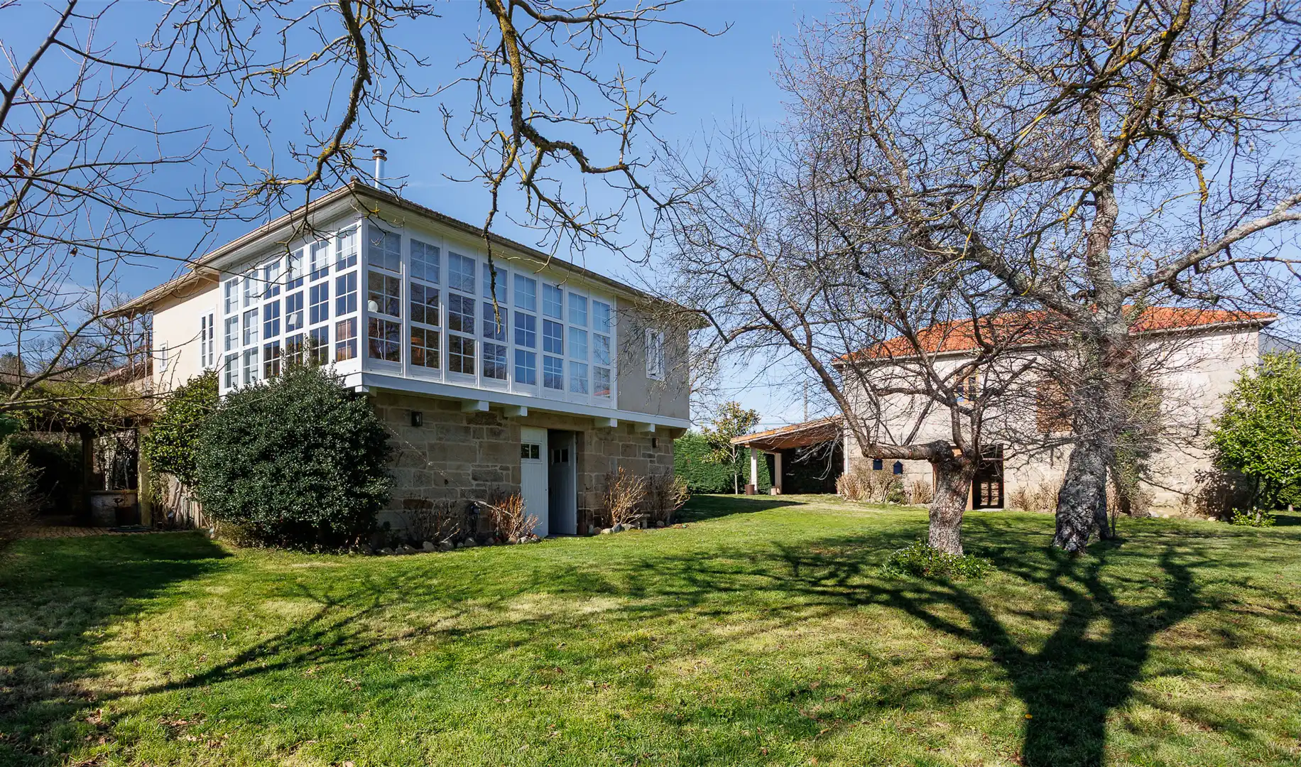 Außenansicht von Country house zum Verkauf in Vilar de Barrio mit Schwimmbad