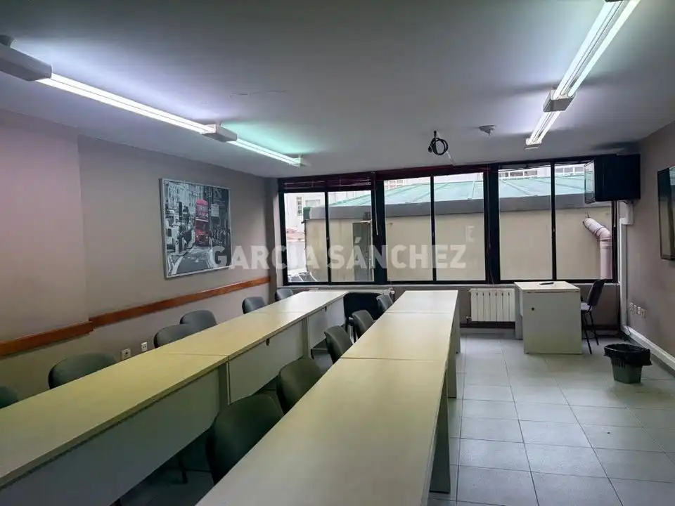 Oficina en venta en Boiro, A Coruña
