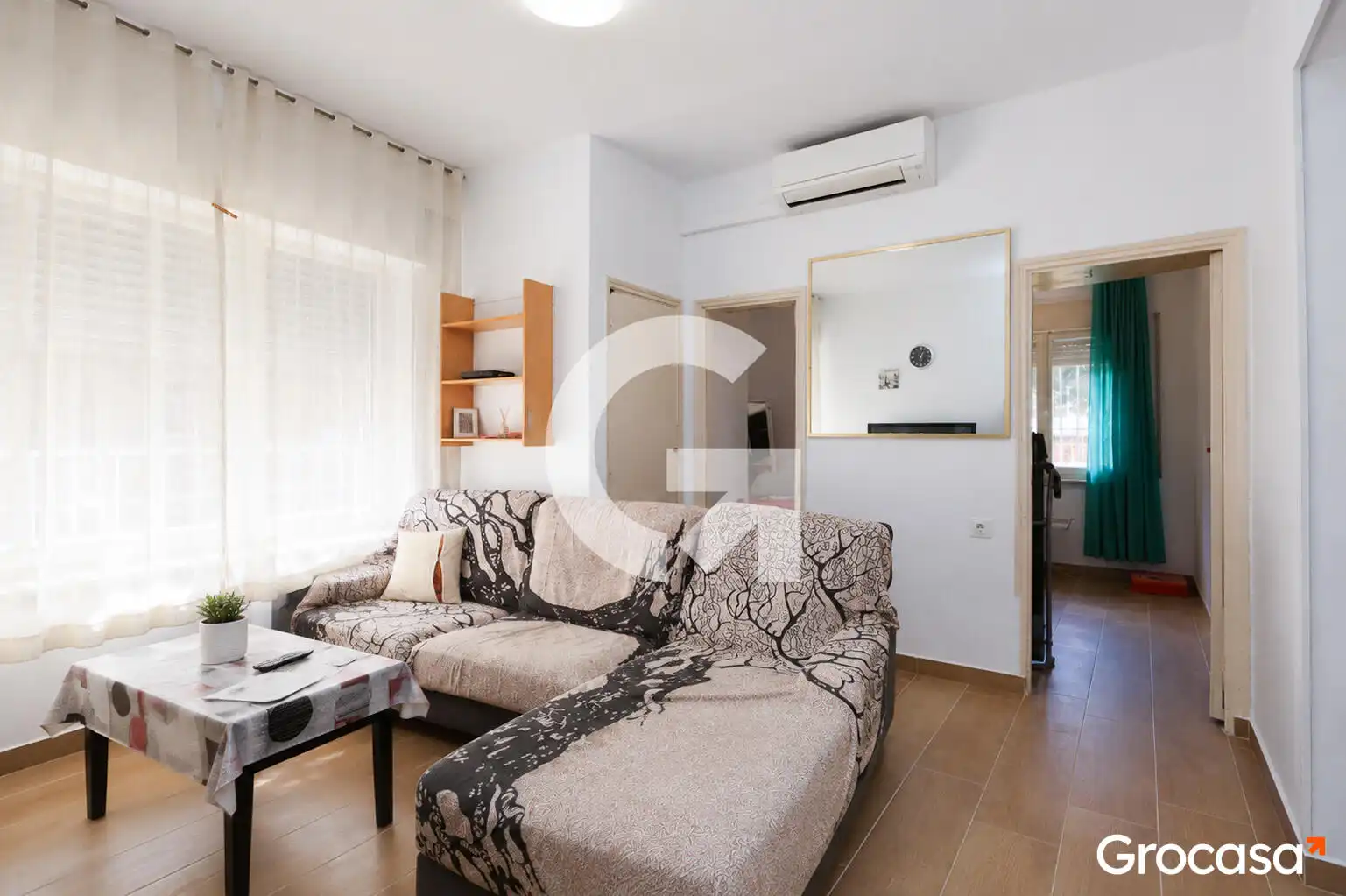 Wohnzimmer von Erdgeschoss zum Verkauf in Gavà mit Klimaanlage, Heizung und Ofen