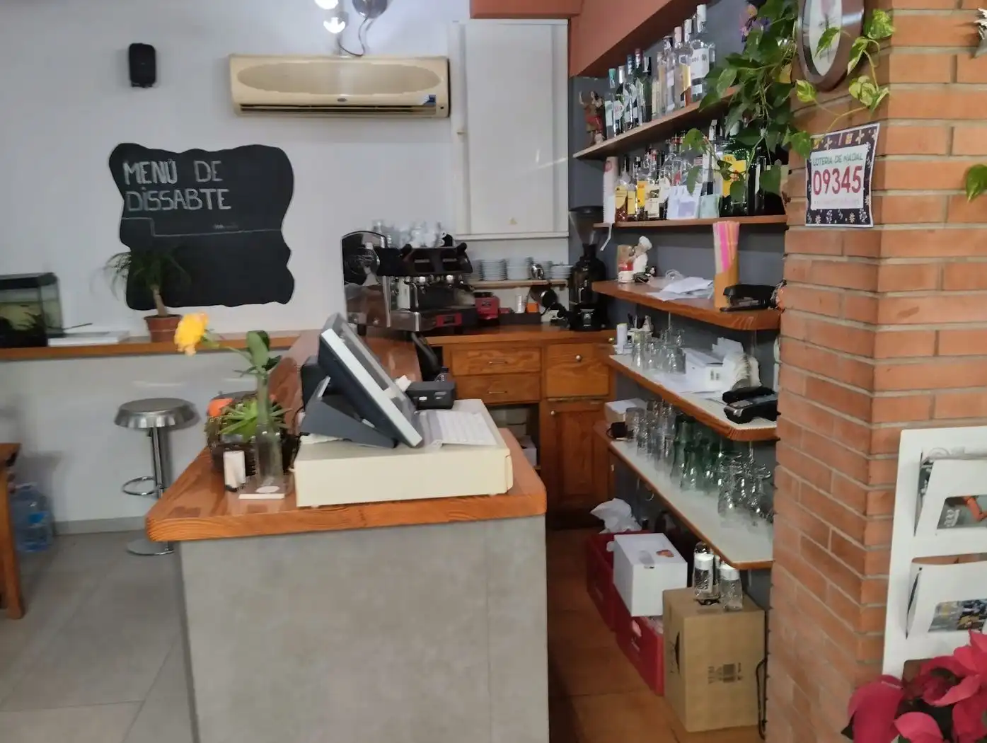 Local en venda en Girona amb Aire condicionat, Calefacció i Moblat