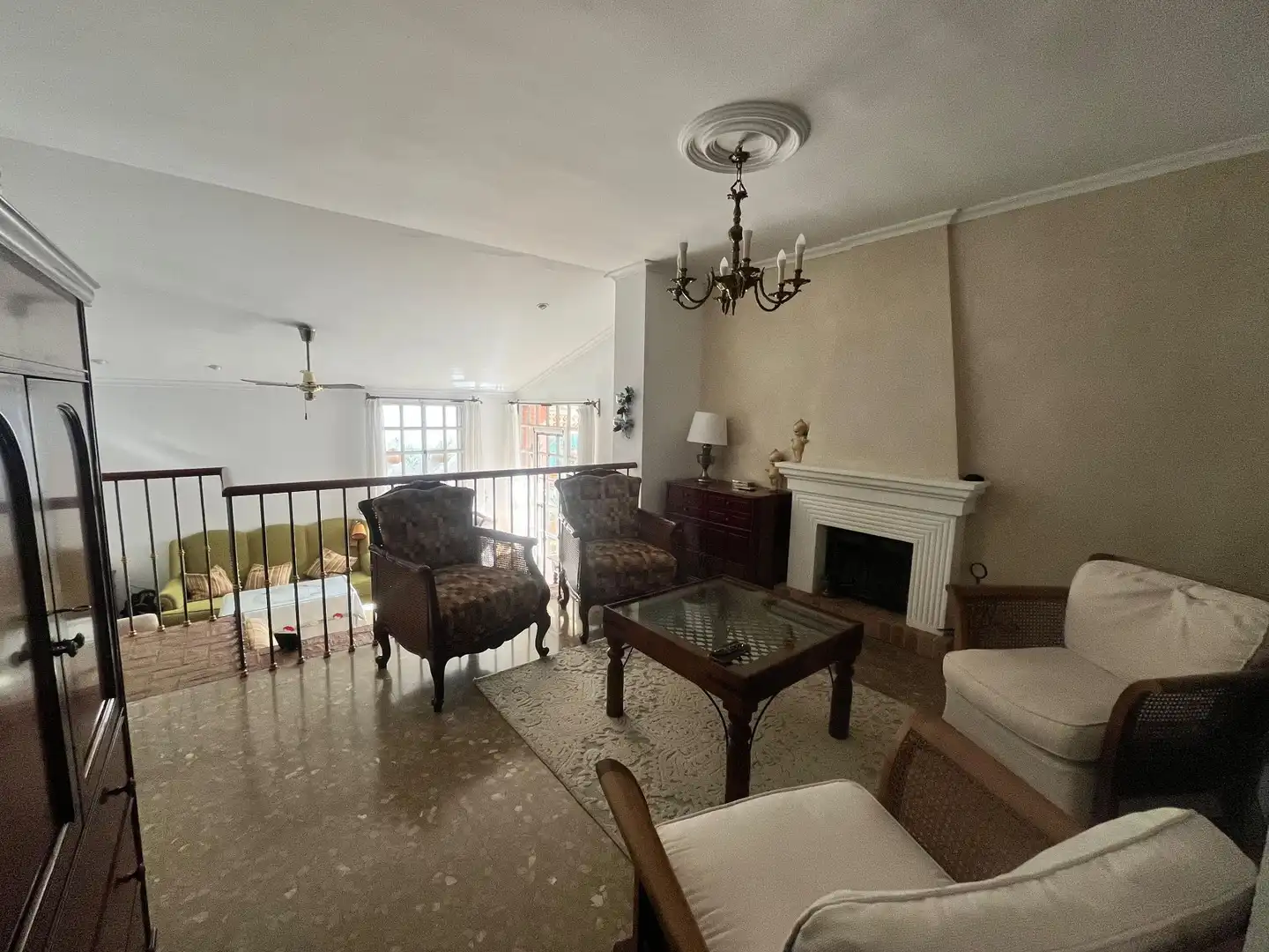 Living room of Houses for sale in Sevilla  with Air Conditioner, Heating and Private garden