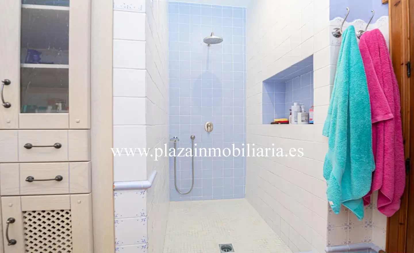 Bathroom of Houses for sale in Lucena