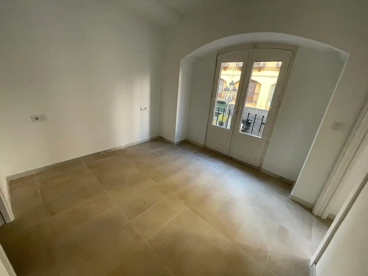 Schlafzimmer von Wohnungen zur Miete in Zaragoza mit Heizung und Waschmaschine