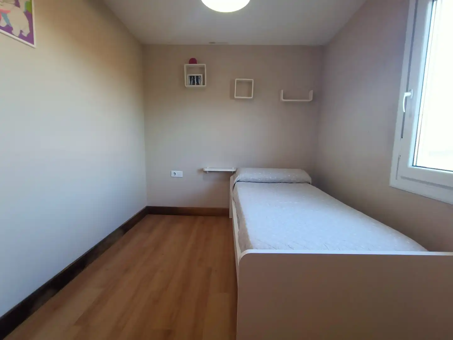 Schlafzimmer von Haus oder Chalet zum Verkauf in Coristanco mit Möbliert