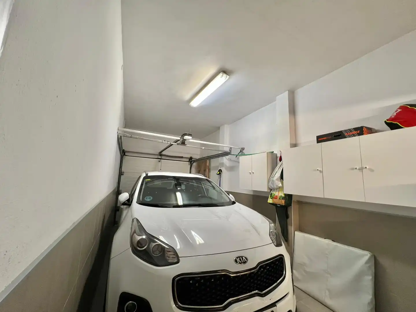 Parking de Casa adosada en venta en Cartagena con Aire acondicionado, Calefacción y Jardín privado