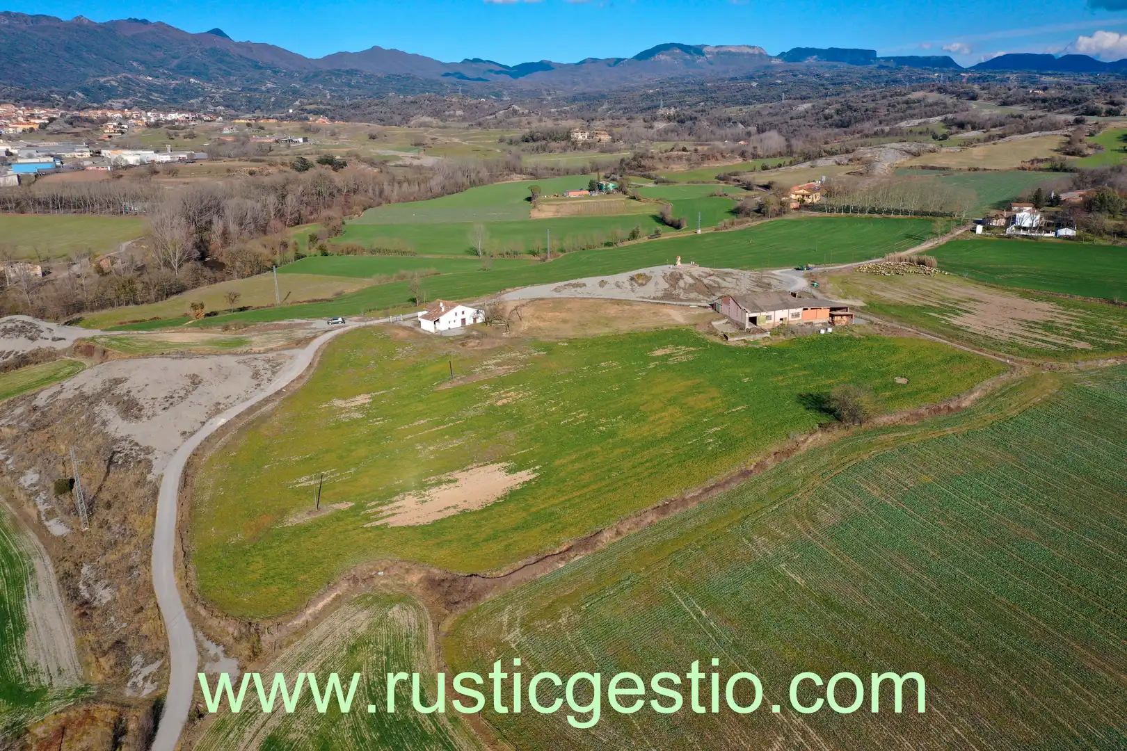 Finca rústica en venda en Sant Vicenç de Torelló amb Jardí privat