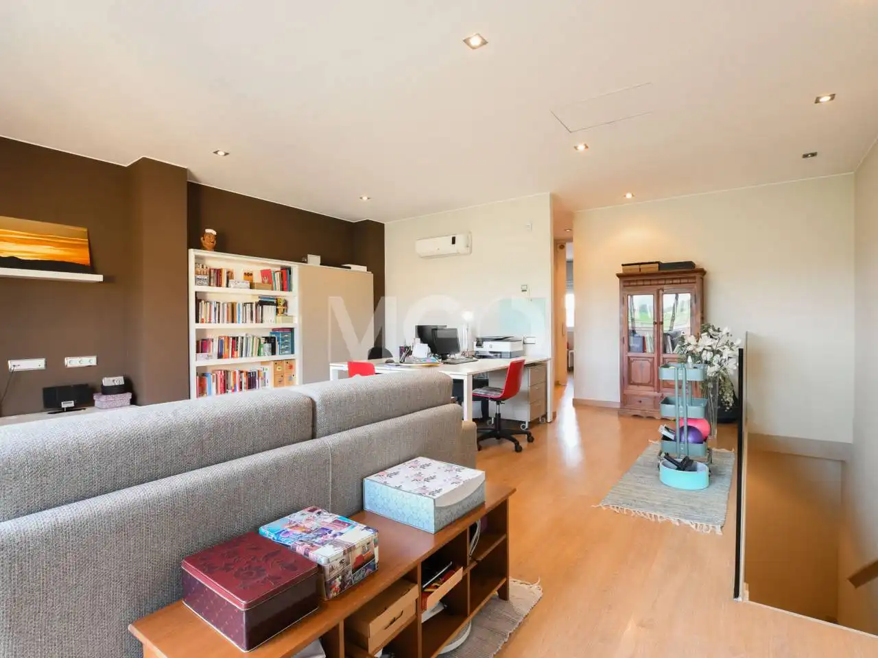 Sala de estar de Casa o chalet en venta en Manlleu con Aire acondicionado, Calefacción y Parquet