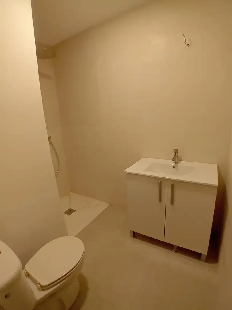 Bathroom of Flat for sale in Huelva