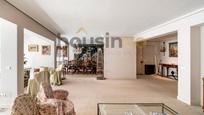 Living room of Flat for sale in  Madrid Capital  with Air Conditioner, Parquet flooring and Terrace