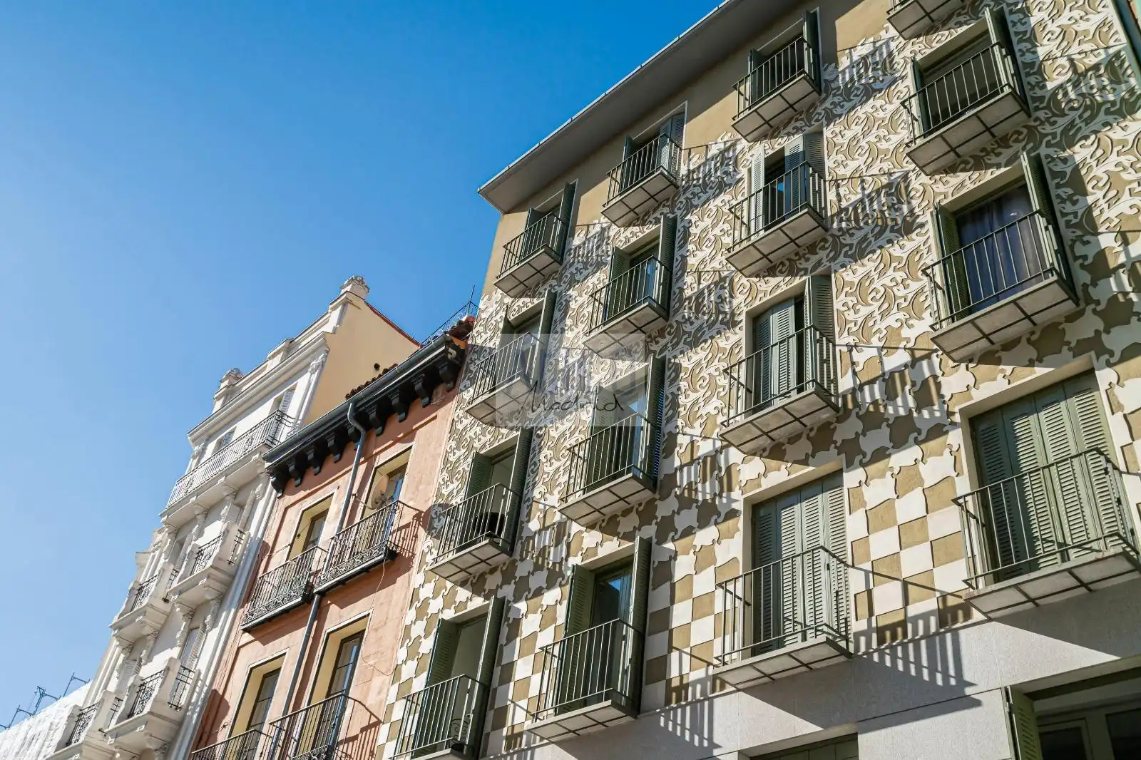 Vista exterior de Piso de alquiler en Madrid con Aire acondicionado, Calefacción y Terraza