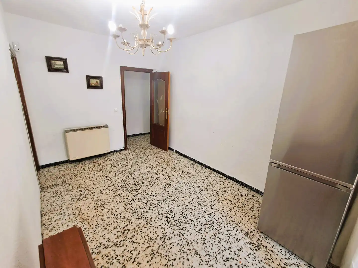 Piso en venta en Madrid con Calefacción, Terraza y Alarma