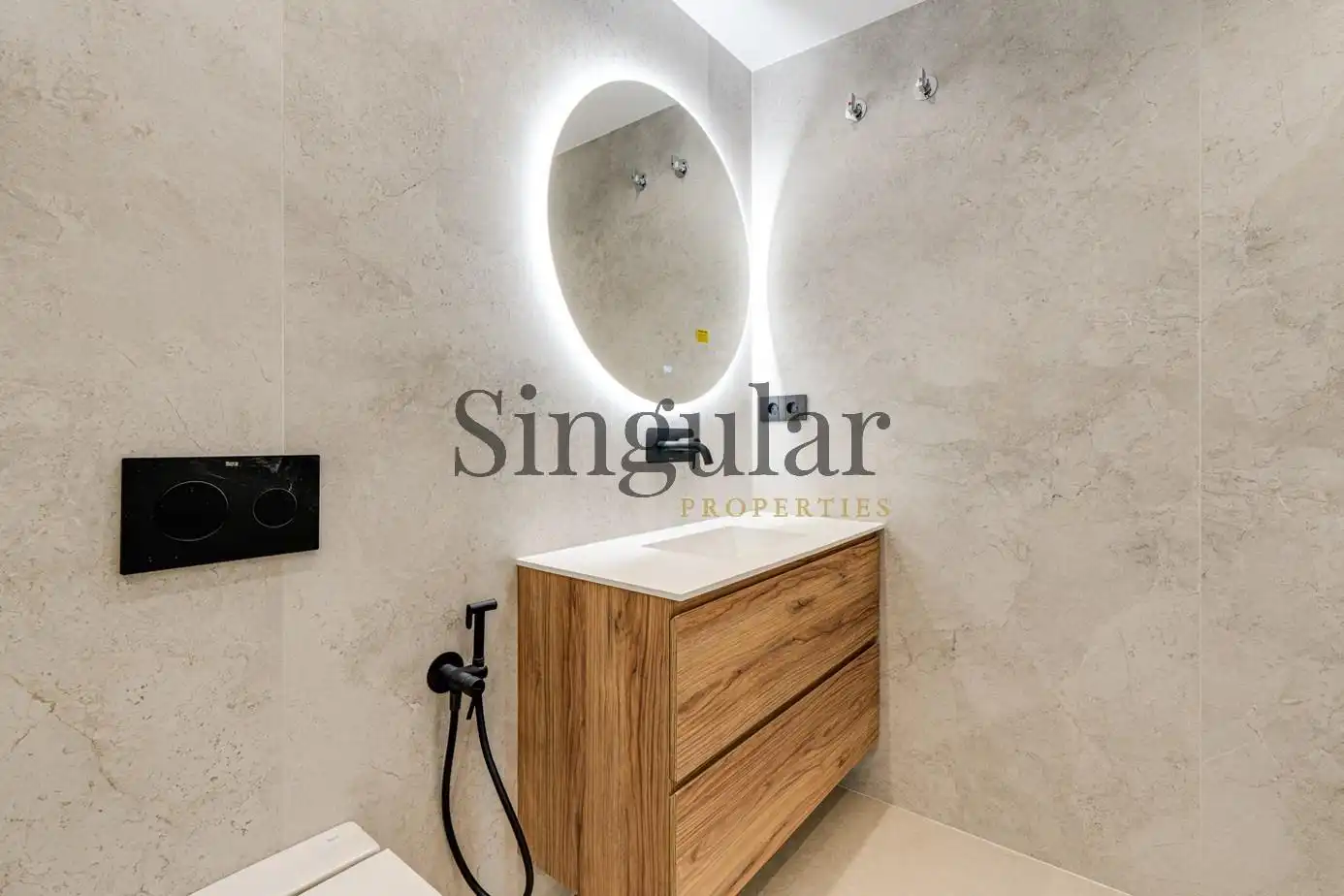 Baño de Piso en venta en Barcelona con Aire acondicionado, Calefacción y Terraza
