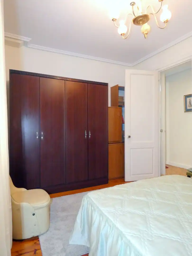 Habitación de Piso en venta en Bilbao  con Calefacción, Parquet y Terraza