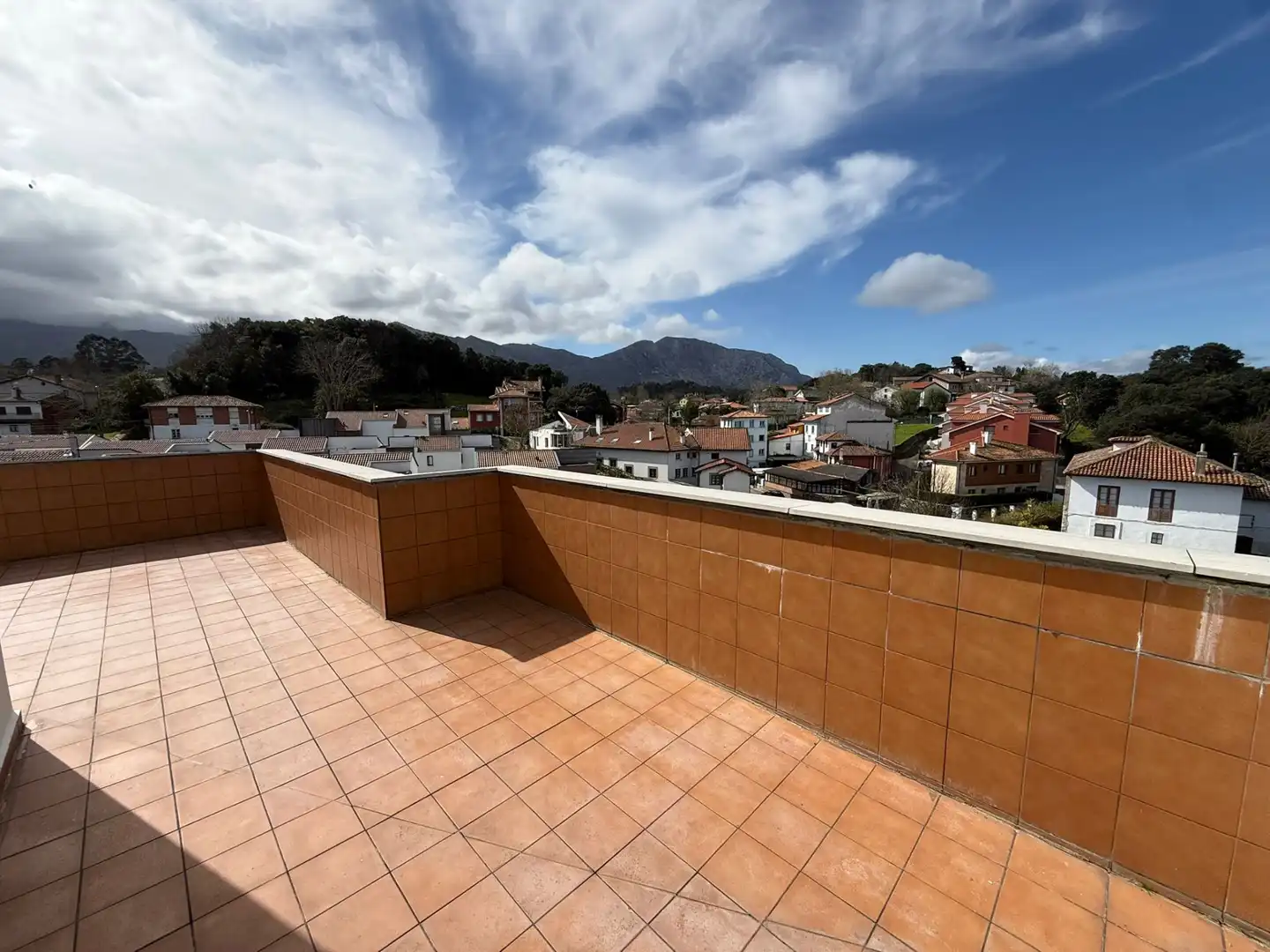 Terraza de Ático en venta en Llanes con Calefacción, Terraza y Trastero