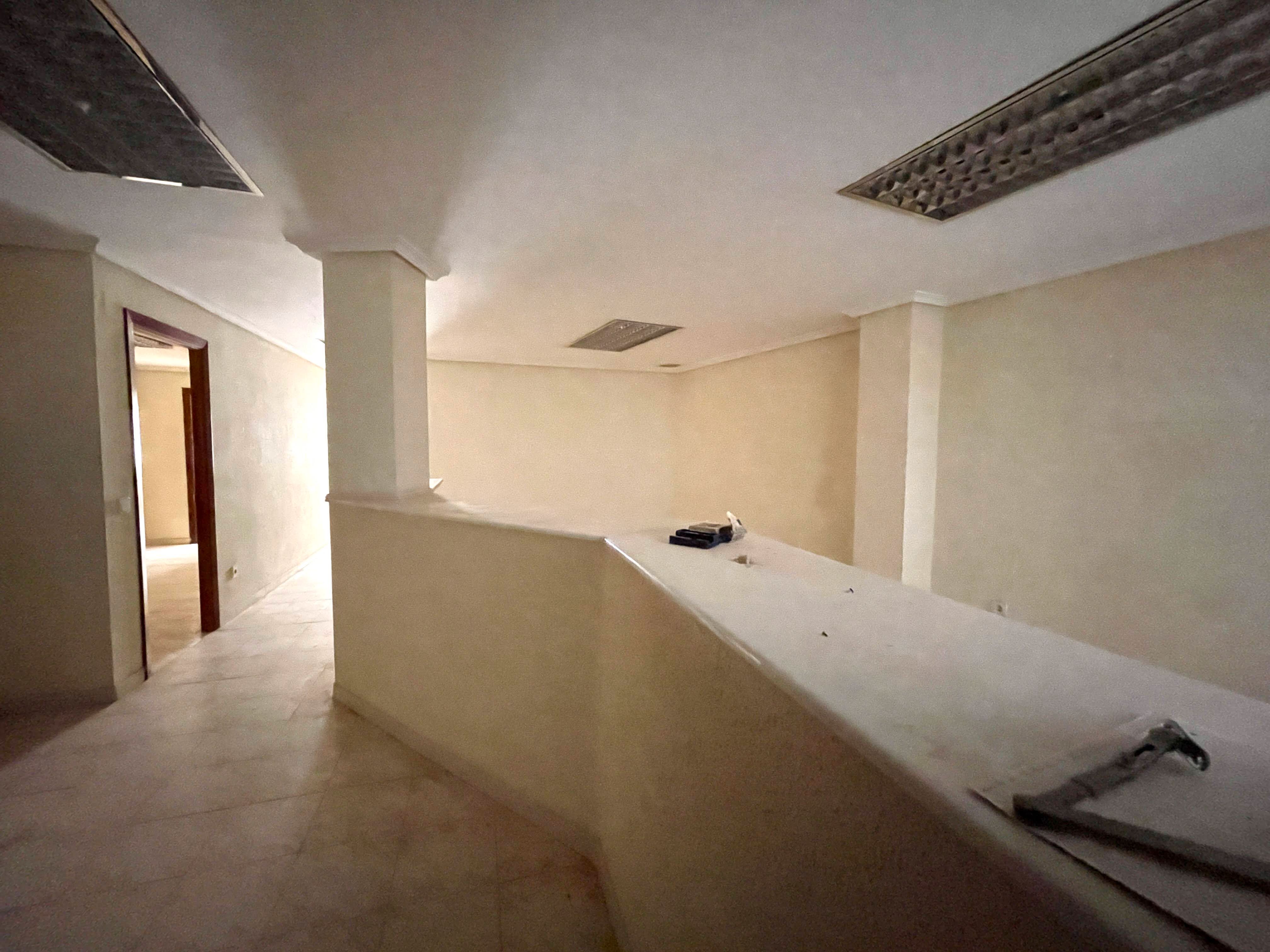 Office for sale in Algeciras