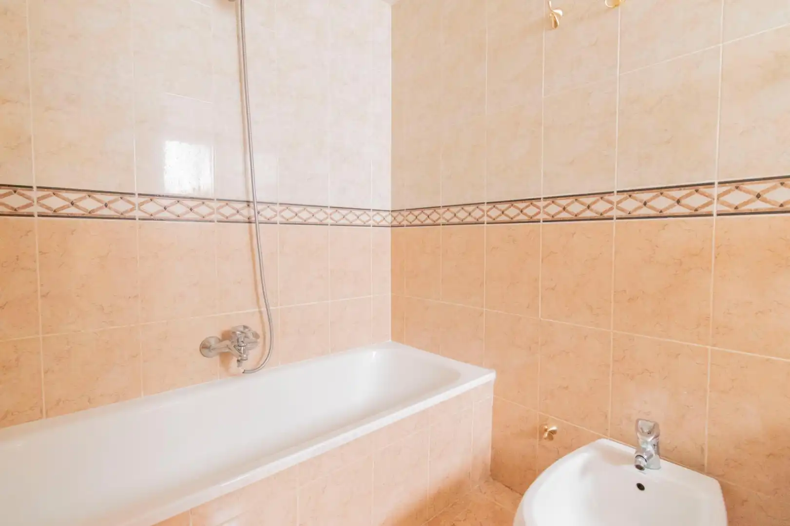 Bathroom of Flat for sale in Albuixech  with Air Conditioner, Heating and Balcony