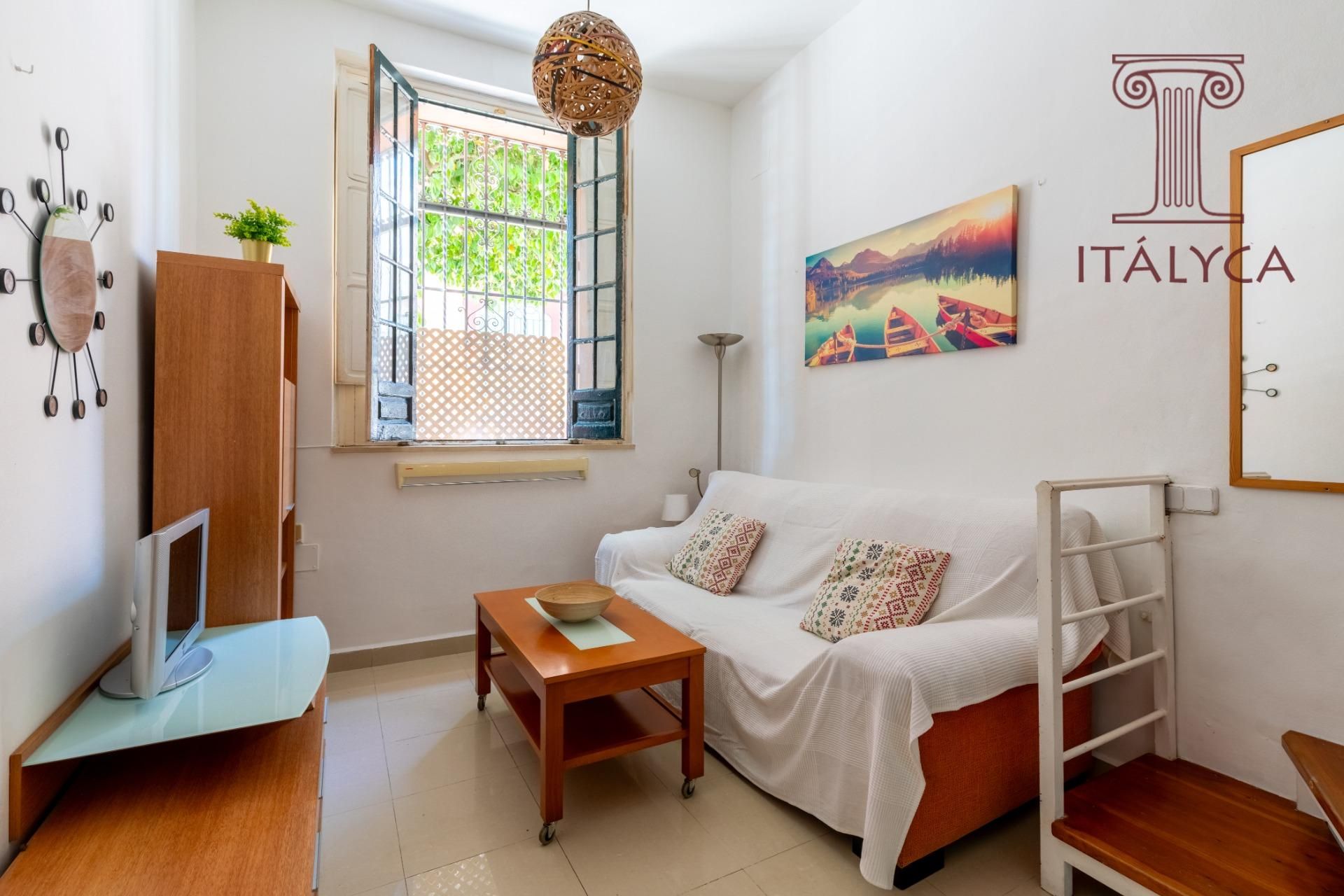 Apartament en venda a Calle LUMBRERAS, San Gil, Casco Antiguo,  Sevilla Capital
