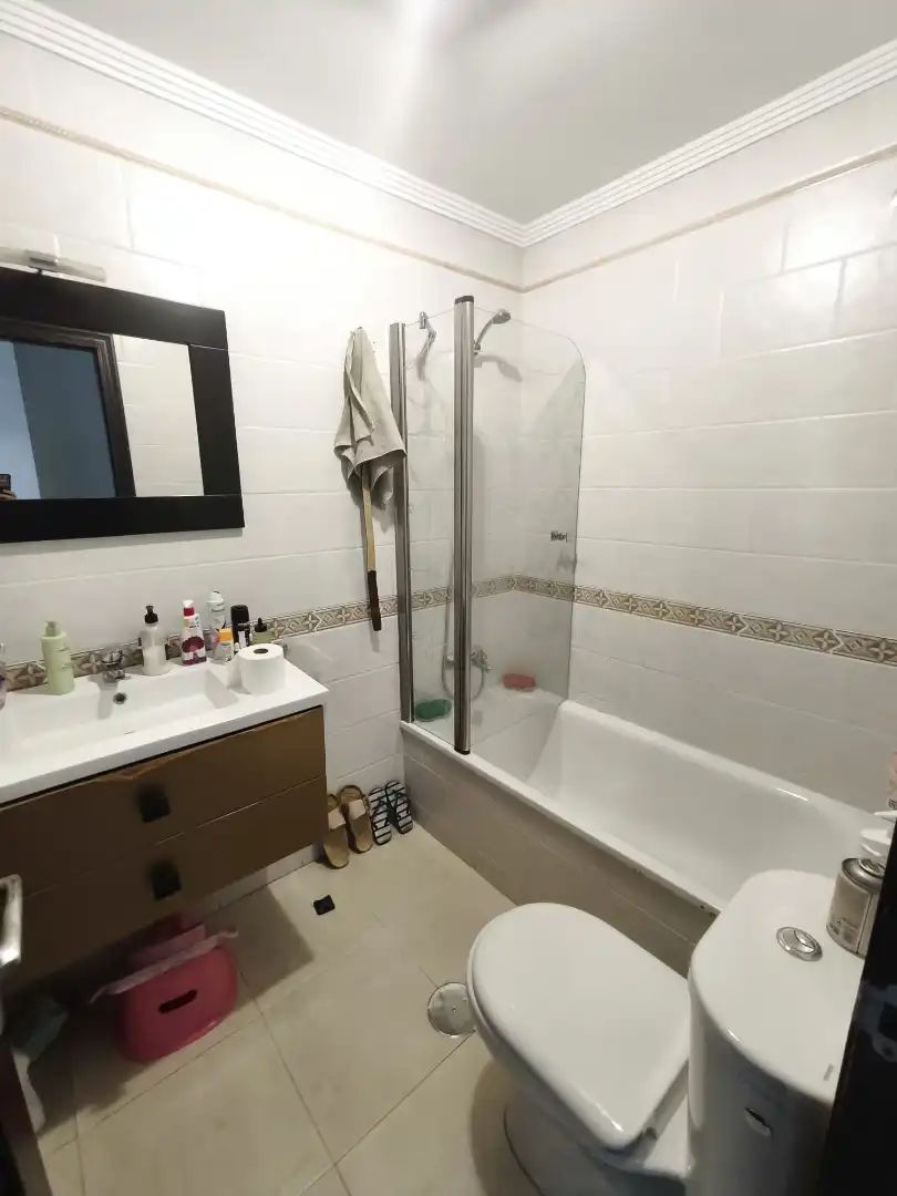 Badezimmer von Wohnung zum Verkauf in Cartaya mit Abstellraum und Möbliert
