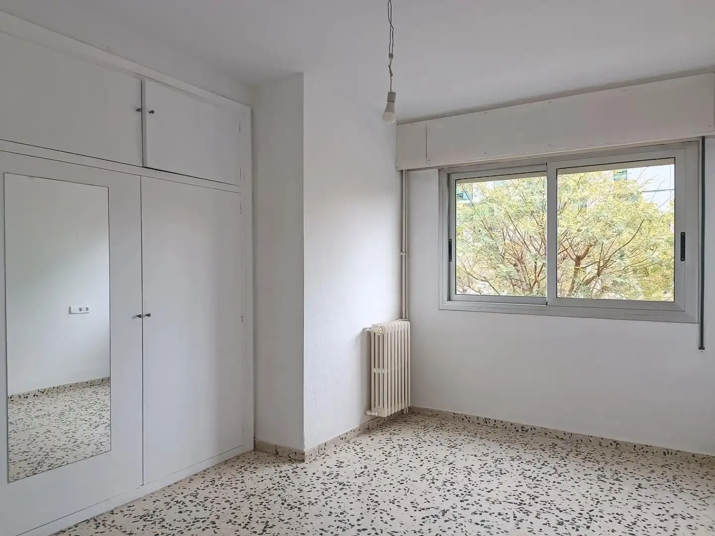 Schlafzimmer von Wohnung zum Verkauf in Tarragona mit Klimaanlage, Heizung und Terrasse