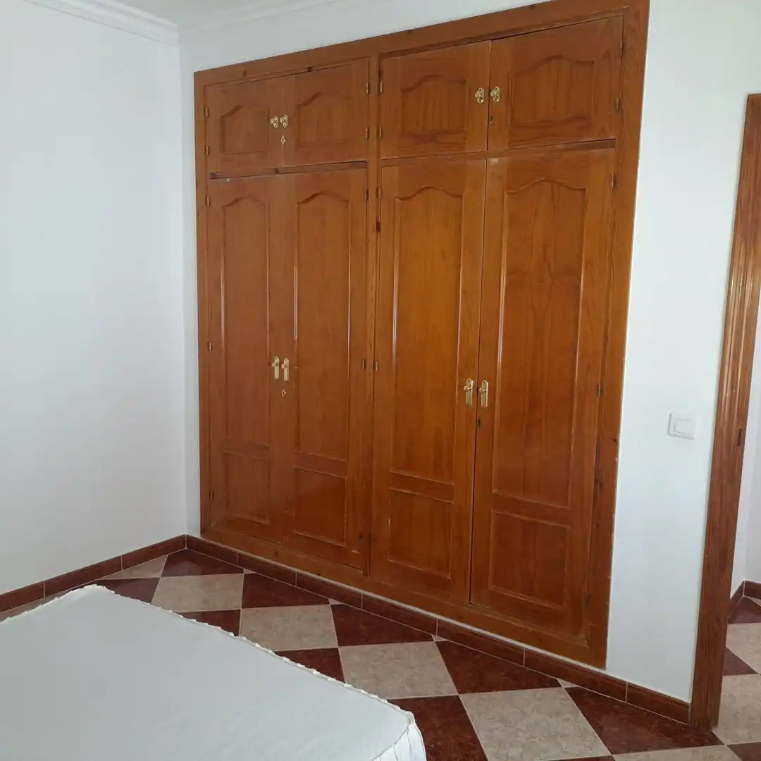 Dormitori de Casa o xalet de lloguer en Algeciras amb Terrassa, Traster i Piscina