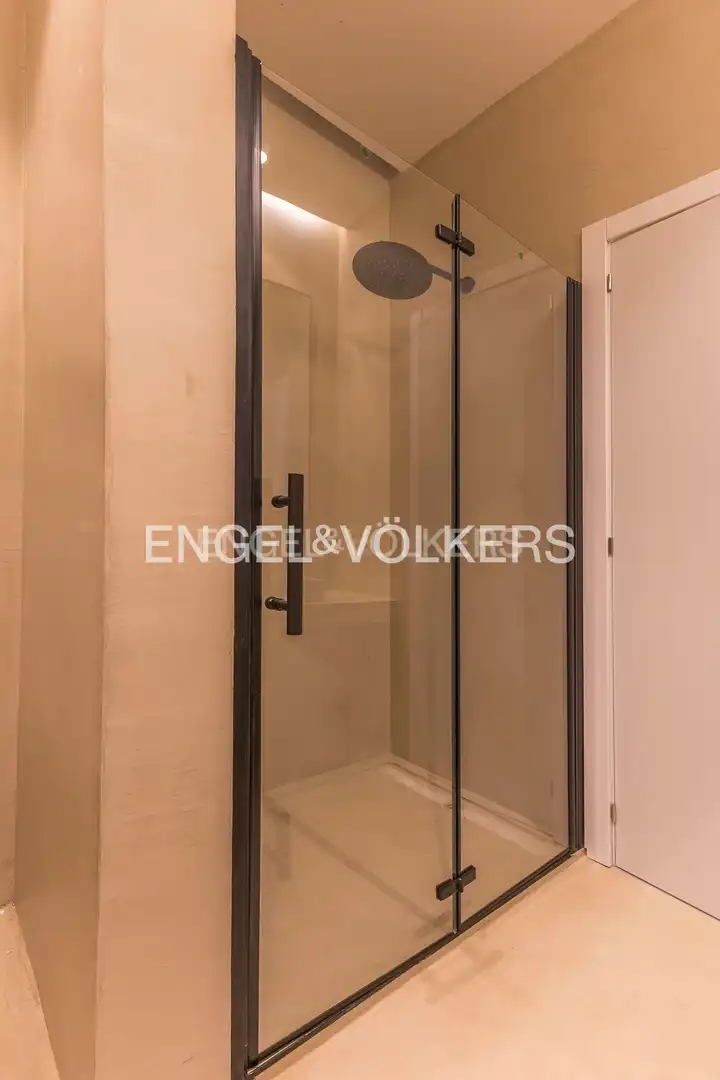 Ático en venta en Madrid con Aire acondicionado, Calefacción y Terraza