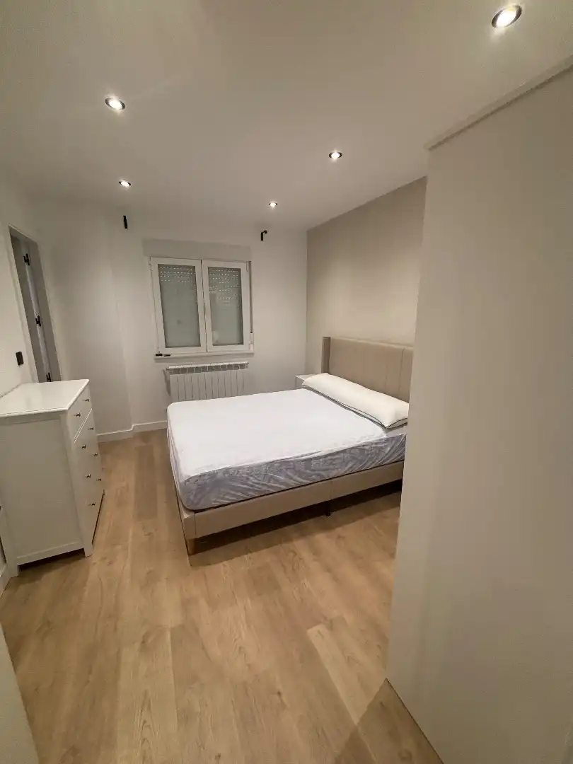 Flat for rent in Avenida de los Cedros, Garrido Norte