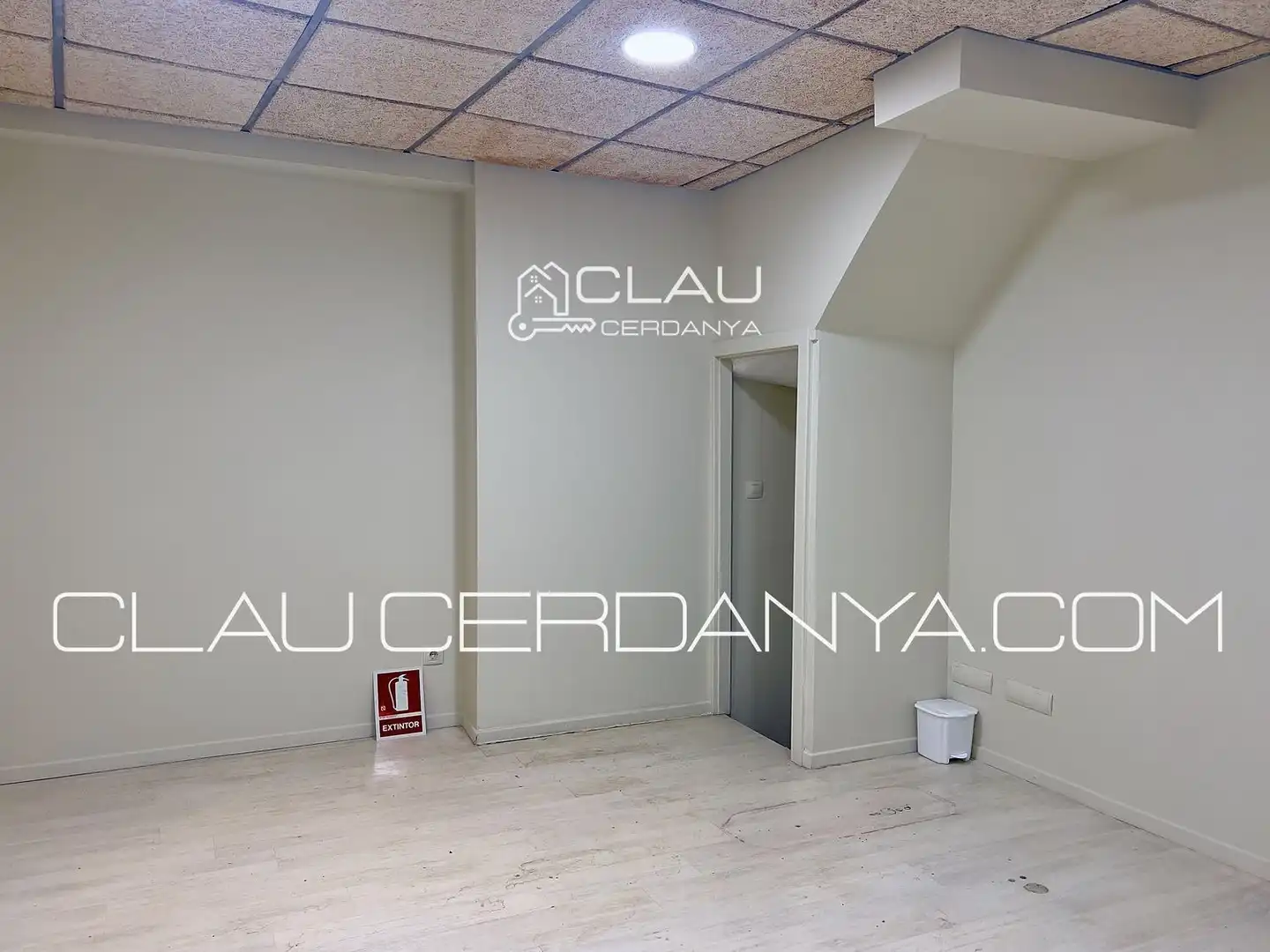 Locale commerciale in affitto a Cerdanya 16, imagen 5