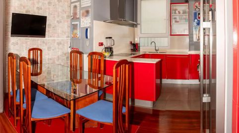 Foto 2 de Piso en venta en Julian Gaiarre Hiribidea, 58, Txurdinaga, Bilbao