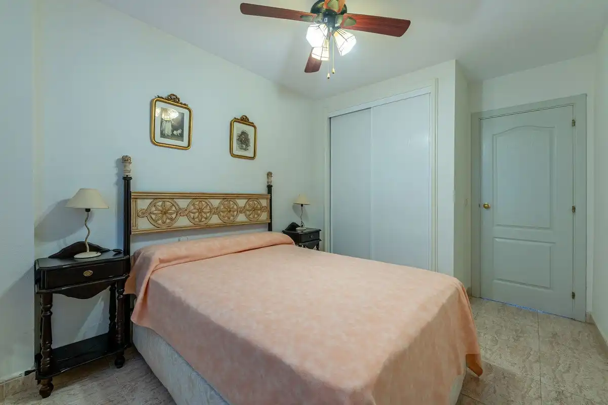 Bedroom of Apartments for sale in Benalmádena  with Terrace and Community pool