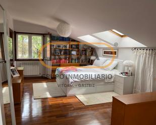 Bedroom of House or chalet for sale in La Puebla de Arganzón   with Terrace