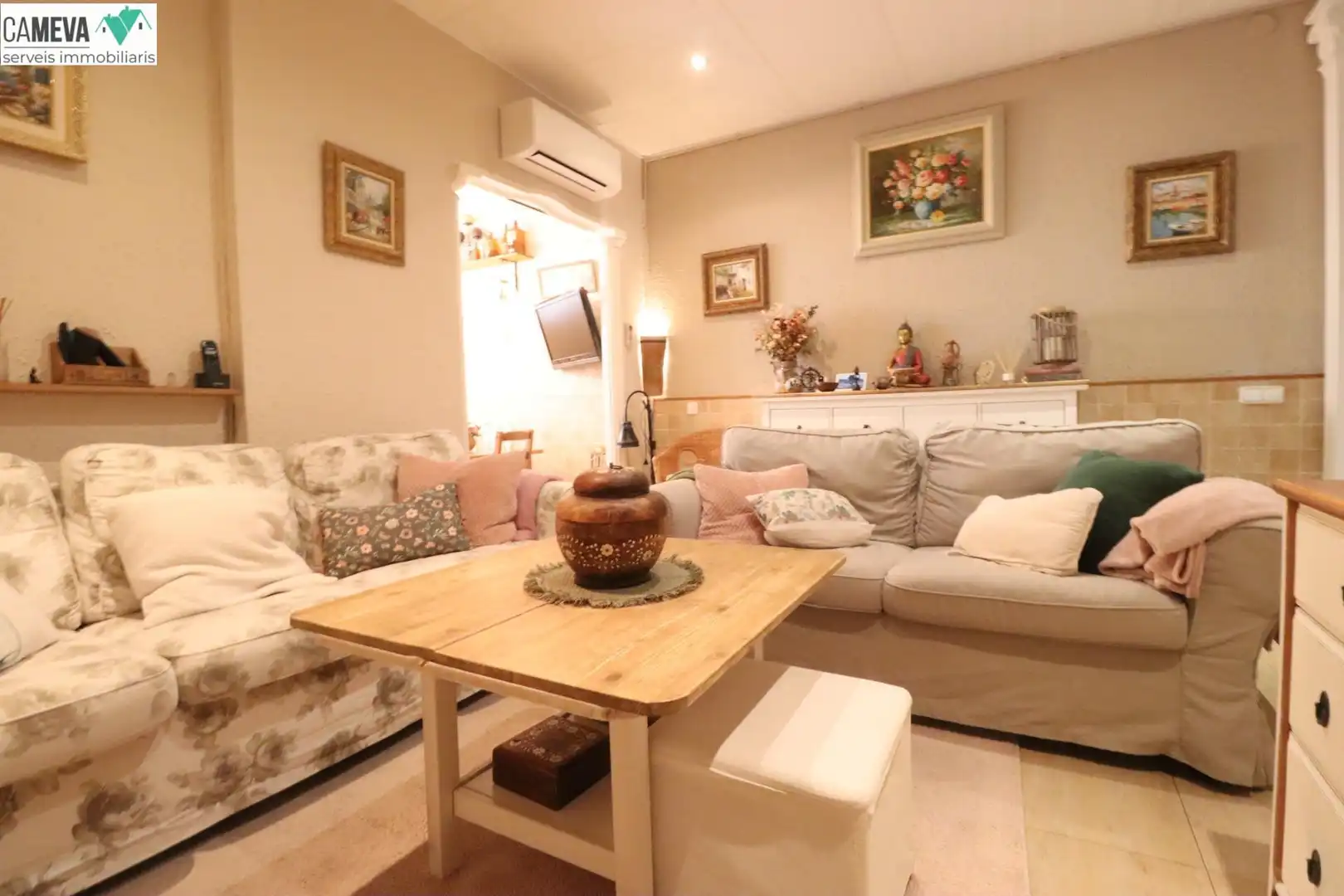 Wohnzimmer von Erdgeschoss zum Verkauf in Badalona mit Klimaanlage, Heizung und Terrasse