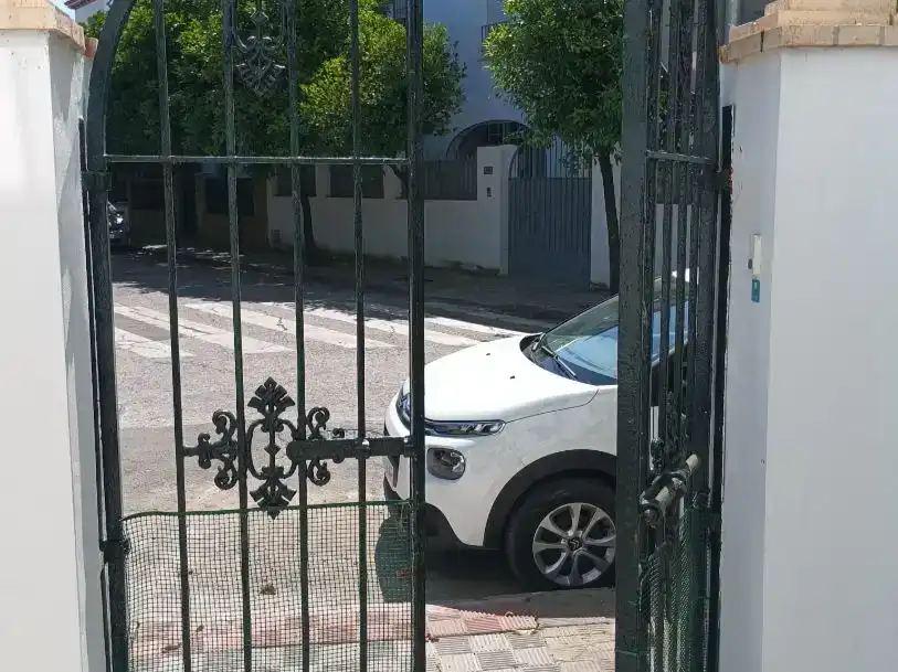 Parking of Flat for sale in Sevilla  with Private garden