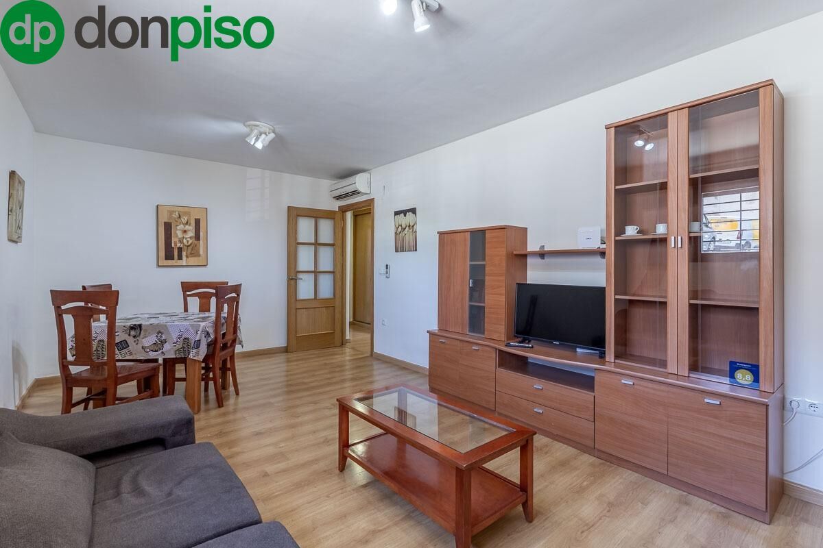 Sala d'estar de Pis en venda en Monachil amb Aire condicionat i Traster