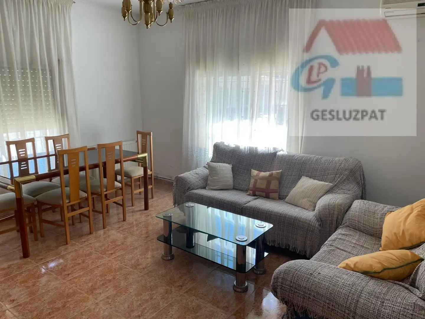 Casa amb terrassa en venda a La Puebla de Almoradiel