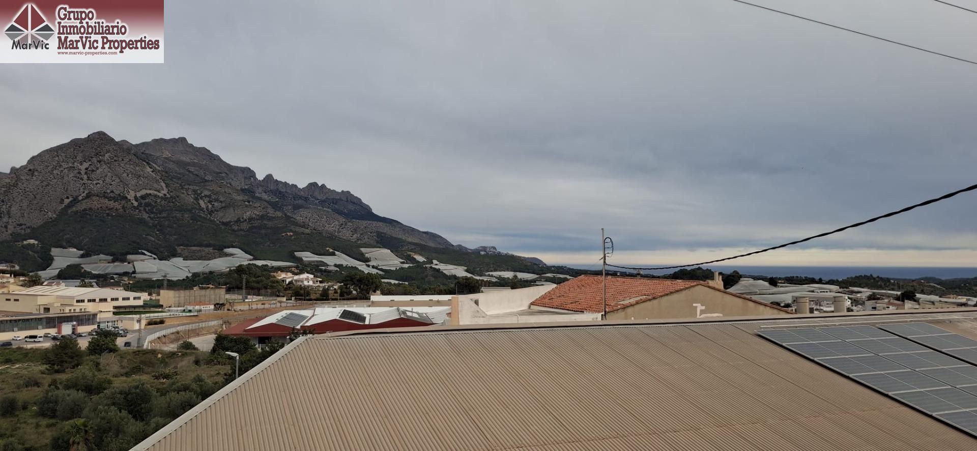 Vista exterior de Casa o xalet en venda en Callosa d'en Sarrià amb Aire condicionat