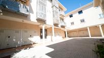 Exterior view of Flat for sale in Colmenarejo  with Air Conditioner, Heating and Balcony
