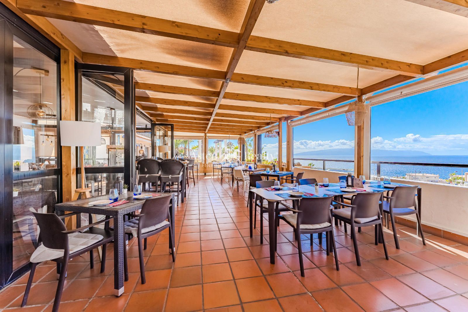 Premises for sale in Santiago del Teide  with Terrace and Furnished