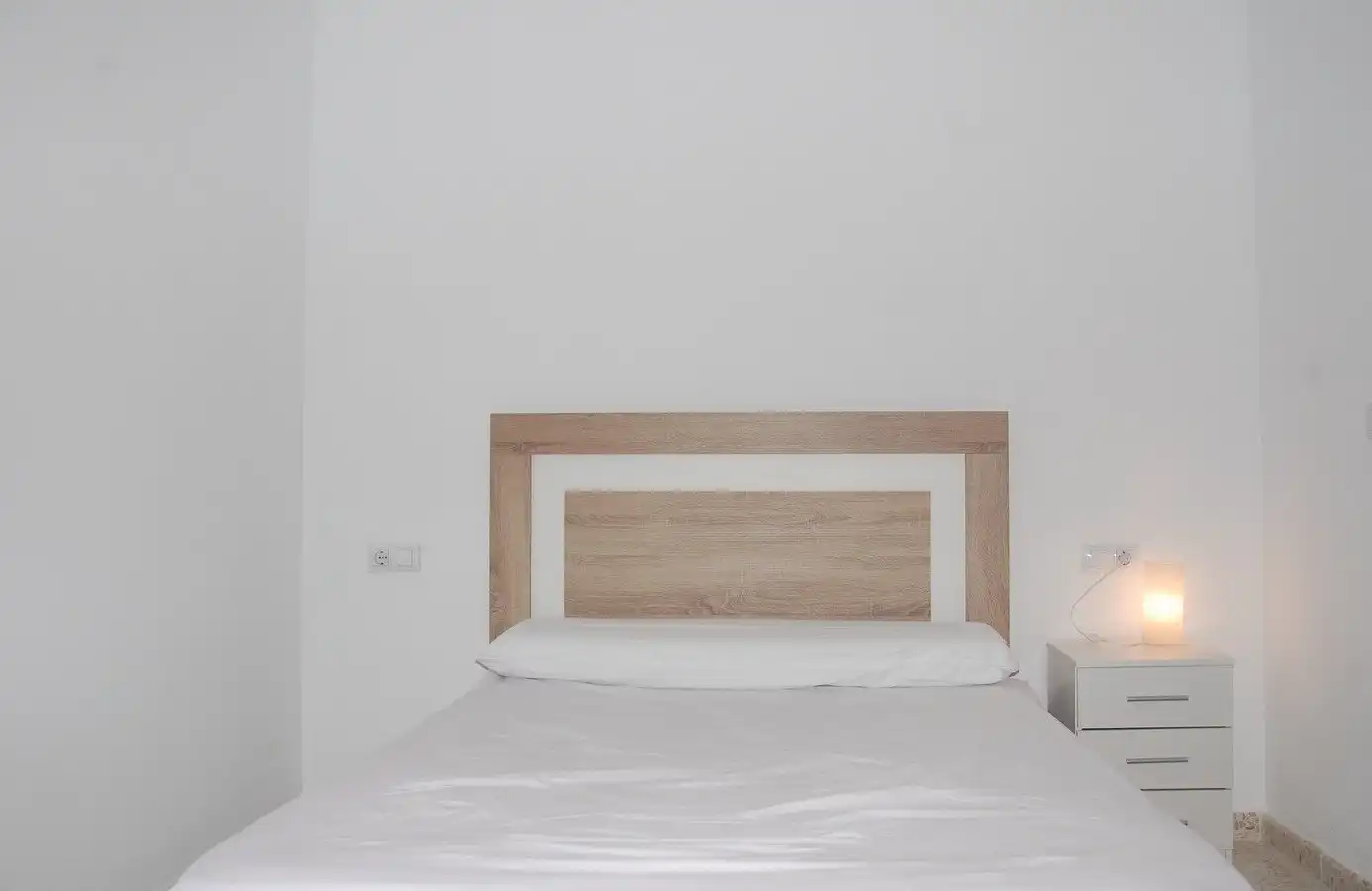 Flat for rent in Calle Matilde Cantós, Parque Nueva Granada