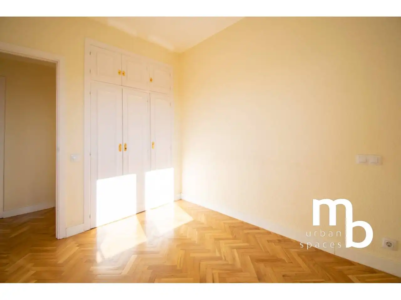 Habitación de Piso de alquiler en Madrid con Aire acondicionado, Calefacción y Parquet